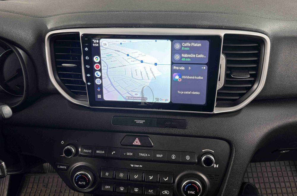 Android autoradio Kia Sportage  - CarPlay 4 / 64 GB pamat 8-Core Qualcomm Snapdragon + bezkáblový CarPlay