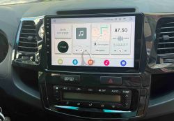 Android rdio s navigaciou Toyota Hilux