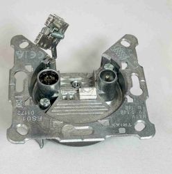 Koncov� telev�zna z�suvka Triax FS01