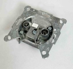 Koncov� telev�zna z�suvka Triax FS01