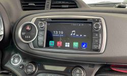 Multimedilne rdio TOYOTA YARIS  2012 -2017 - podpora original kamery